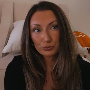 Meet your Posher, Madelyn